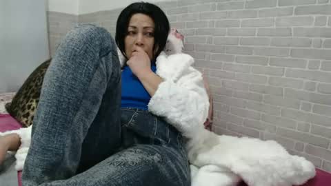 Felina Hot online show from June 21, 3:42 am