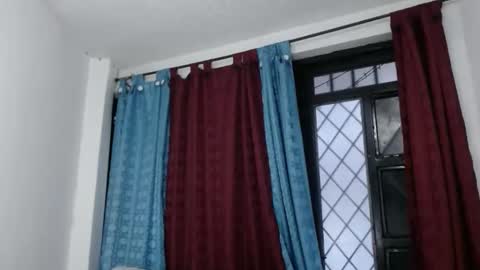 Snapshot of felipe227 chatting on January 21, 10:51 pm jhonatan felipe online show from January 21, 10:51 pm