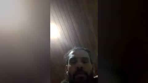 Snapshot of felipebh385495 chatting on July 19, 3:43 am felipebh385495 online show from July 19, 3:43 am