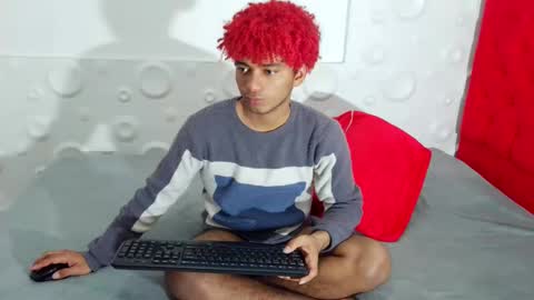 andres felipe benitez online show from November 23, 3:39 am