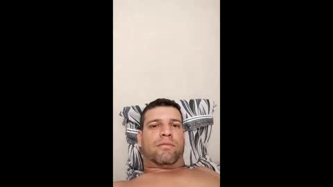 Snapshot of feliperax chatting on June 8, 2:12 am feliperax online show from June 8, 2:12 am