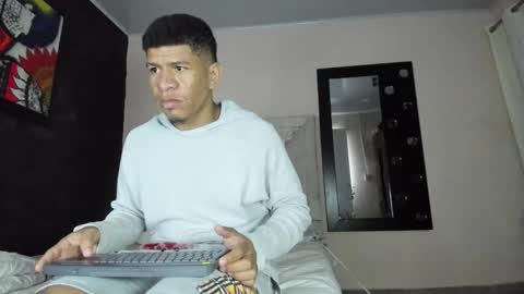  Felipe  online show from January 14, 9:20 pm