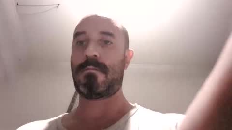 felipesmg2 online show from February 24, 5:27 am