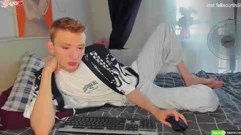 felixcurt online show from August 1, 5:29 am