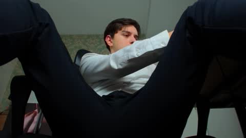 Snapshot of felixstark chatting on October 5, 4:44 am FelixStark online show from October 5, 4:44 am