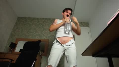 Snapshot of felixstark chatting on October 10, 4:11 am FelixStark online show from October 10, 4:11 am