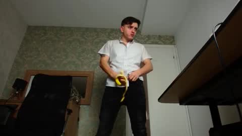 Snapshot of felixstark chatting on October 15, 4:23 am FelixStark online show from October 15, 4:23 am