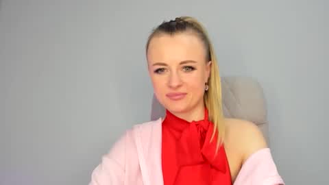 Snapshot of felorina chatting on April 10, 8:02 pm felorina online show from April 10, 8:02 pm