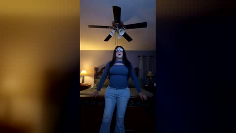 FemaleDanielle online show from May 2, 2:27 am