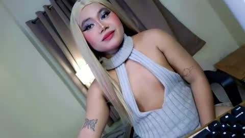 femboy_veronica online show from June 16, 1:03 pm
