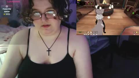 Snapshot of femcelsam chatting on May 20, 5:24 am femcelsam online show from May 20, 5:24 am
