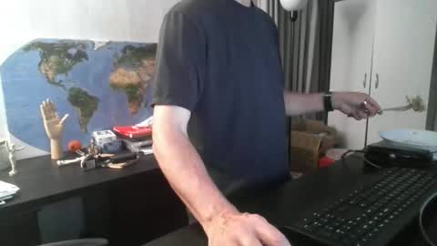 Snapshot of femdomsubby chatting on December 14, 12:23 pm femdomsubby online show from December 14, 12:23 pm