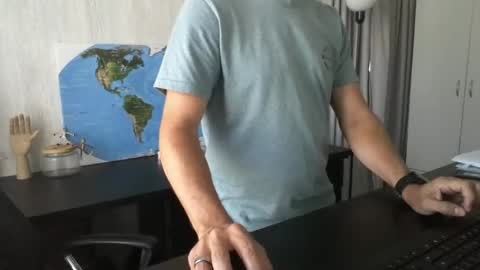 Snapshot of femdomsubby chatting on January 21, 1:50 am femdomsubby online show from January 21, 1:50 am