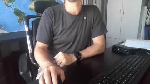 Snapshot of femdomsubby chatting on January 31, 8:01 am femdomsubby online show from January 31, 8:01 am