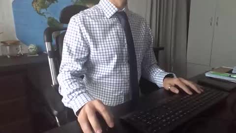 Snapshot of femdomsubby chatting on September 18, 11:07 pm femdomsubby online show from September 18, 11:07 pm