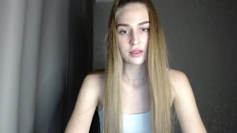Snapshot of femkedejager chatting on January 8, 7:56 pm Femke online show from January 8, 7:56 pm