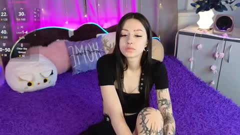 Snapshot of fenilea chatting on December 3, 6:10 am Fenilea online show from December 3, 6:10 am