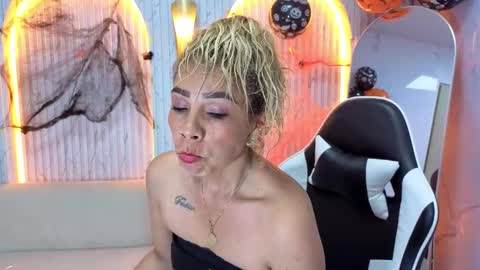 Snapshot of ferchis_conejita_tp chatting on October 16, 12:39 pm Ferchis online show from October 16, 12:39 pm