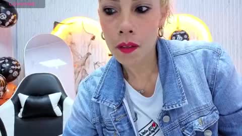 Snapshot of ferchis_conejita_tp chatting on October 20, 12:49 pm Ferchis online show from October 20, 12:49 pm