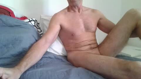 fergi1999 online show from October 20, 4:57 am
