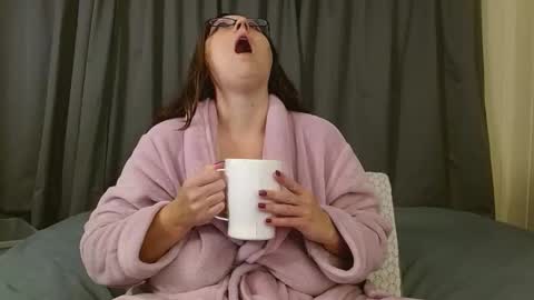 Snapshot of fern_verdant chatting on December 3, 2:52 am Call me Fern online show from December 3, 2:52 am