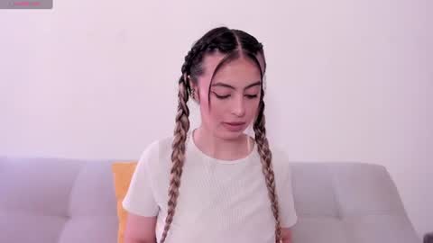 fernanda  online show from June 12, 3:11 pm