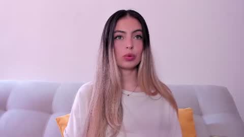 fernanda  online show from June 22, 4:04 pm