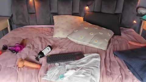 Snapshot of fernandabrown__ chatting on March 8, 2:04 am FERNANDA BROWN online show from March 8, 2:04 am