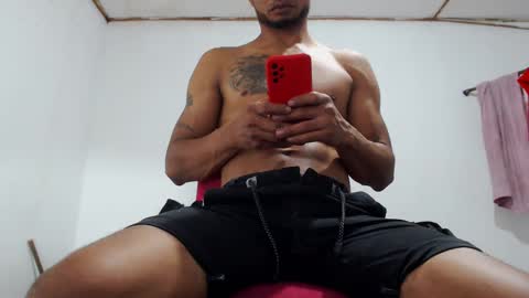 Snapshot of fernandez_latinblack chatting on December 7, 5:04 am fernandez_latinblack online show from December 7, 5:04 am
