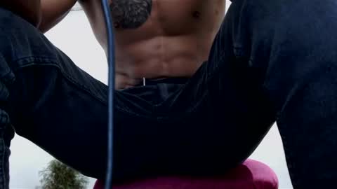 Snapshot of fernandez_latinblack chatting on December 25, 9:34 am fernandez_latinblack online show from December 25, 9:34 am