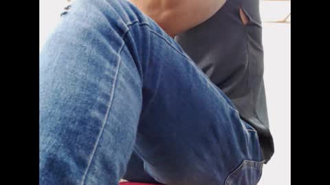 Snapshot of fernandez_latinblack chatting on January 4, 11:06 pm fernandez_latinblack online show from January 4, 11:06 pm