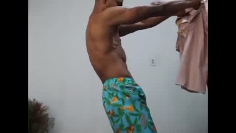 Snapshot of fernandez_latinblack chatting on January 15, 1:02 am fernandez_latinblack online show from January 15, 1:02 am