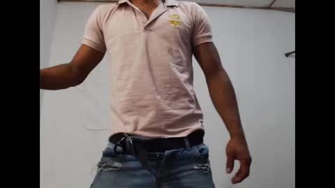 Snapshot of fernandez_latinblack chatting on February 8, 4:25 am fernandez_latinblack online show from February 8, 4:25 am