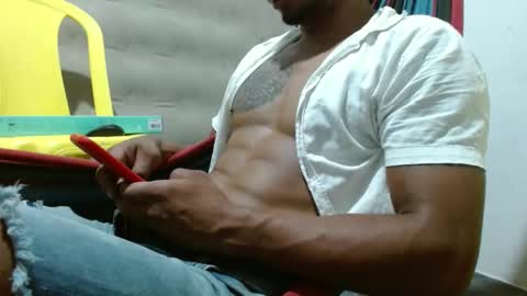Snapshot of fernandez_latinblack chatting on February 27, 1:49 pm fernandez_latinblack online show from February 27, 1:49 pm