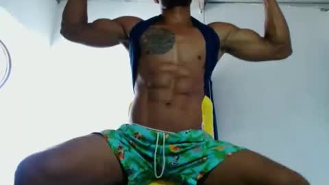 Snapshot of fernandez_latinblack chatting on March 12, 8:10 pm fernandez_latinblack online show from March 12, 8:10 pm