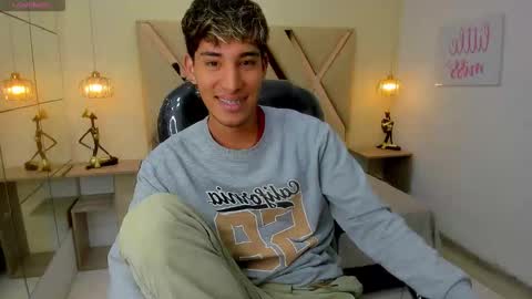 FER PHOENIX online show from March 5, 3:24 am