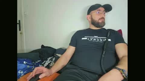 Snapshot of fethi2020 chatting on February 1, 9:19 pm Le prence unconnu online show from February 1, 9:19 pm