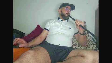 Snapshot of fethi2020 chatting on February 2, 11:00 pm Le prence unconnu online show from February 2, 11:00 pm