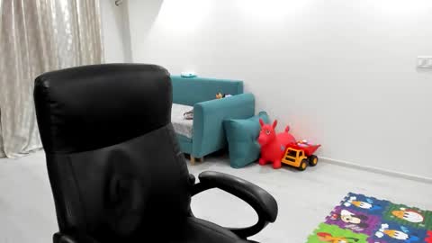 Snapshot of fetishcatalea chatting on September 14, 6:29 pm Catalea DM online show from September 14, 6:29 pm