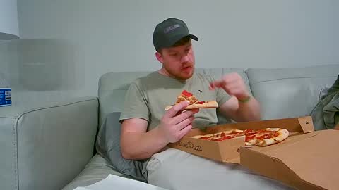 Snapshot of fetishking6 chatting on February 28, 2:53 am fetishking6 online show from February 28, 2:53 am