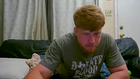 Snapshot of fetishking6 chatting on October 20, 1:17 am fetishking6 online show from October 20, 1:17 am