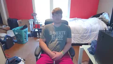 Snapshot of fetishking6 chatting on November 25, 9:04 pm fetishking6 online show from November 25, 9:04 pm