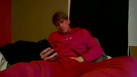 Snapshot of fetishking6 chatting on December 15, 3:33 am fetishking6 online show from December 15, 3:33 am