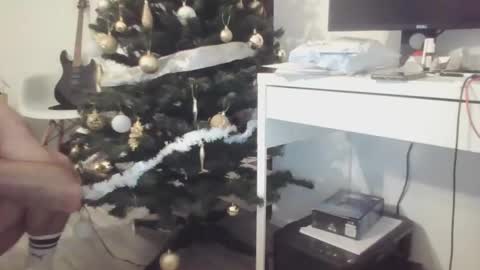 Snapshot of fetishman84 chatting on December 17, 2:11 pm fetishman84 online show from December 17, 2:11 pm