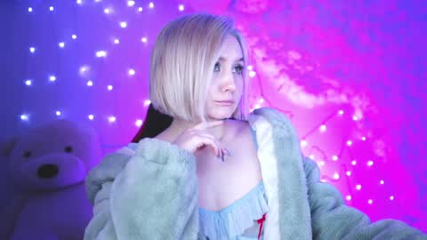 Rey online show from December 14, 3:04 pm