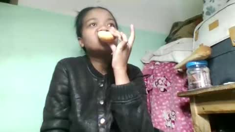 fetranialdy online show from October 6, 4:21 am