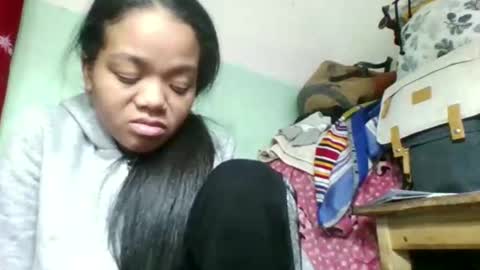 fetranialdy online show from October 9, 5:49 am