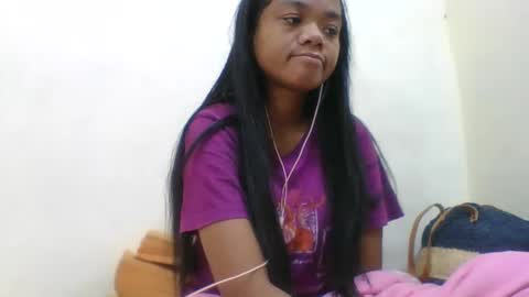 Snapshot of fetranialdy chatting on June 11, 2:53 am fetranialdy online show from June 11, 2:53 am