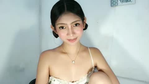 feyaaa online show from April 23, 2:13 am