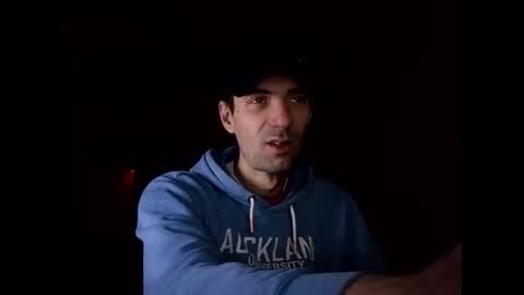 Snapshot of fffjj021 chatting on January 16, 10:25 pm Raised in 90s online show from January 16, 10:25 pm